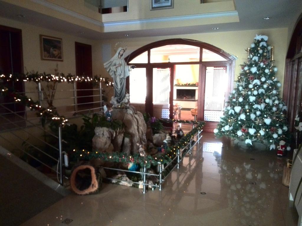 Hotel Rosabel Međugorje Exteriör bild